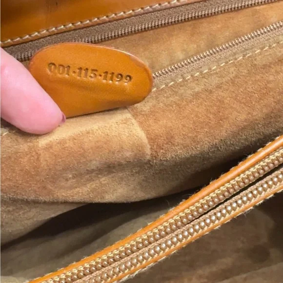 Gucci Vintage Saddle Bag - Picture 14 of 15